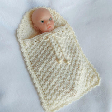 Doll Cocoon for 9 inch Dolls