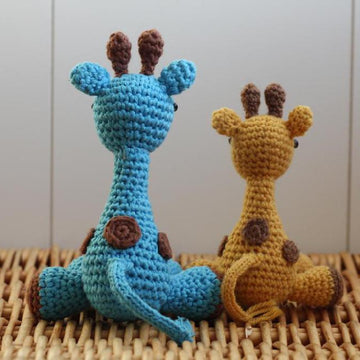 Crochet amigurumi giraffe