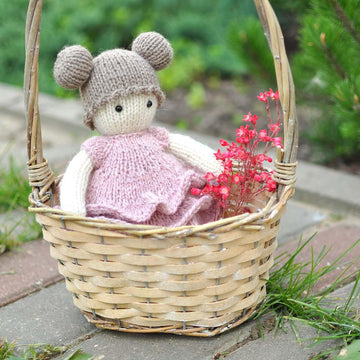 Alice The Doll in the round method