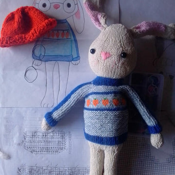 Carrot Sweater (small for Amigurumi )