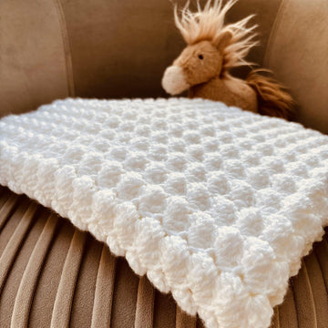 White bubbles baby blanket