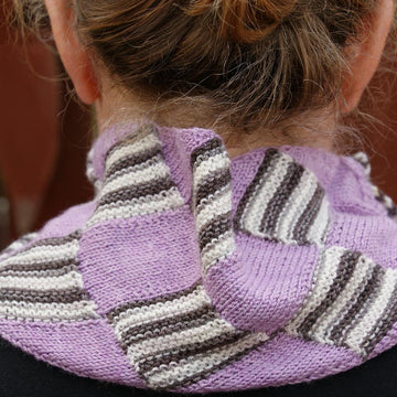 Lornas Cowl