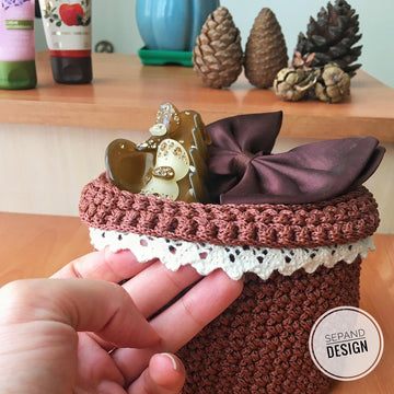 Macrame circle basket