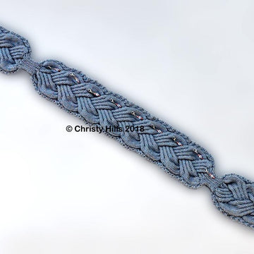 Charming Cable Scarf  (Keyhole / Ascot / Pull-Through / Vintage / Stay On / Scarf Knitting Pattern)