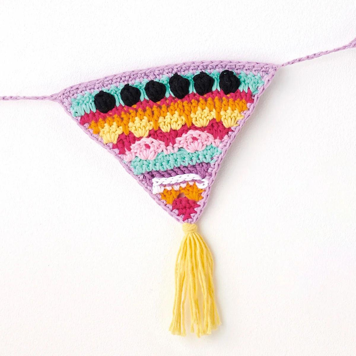 Fiesta Bunting Crochet Pattern
