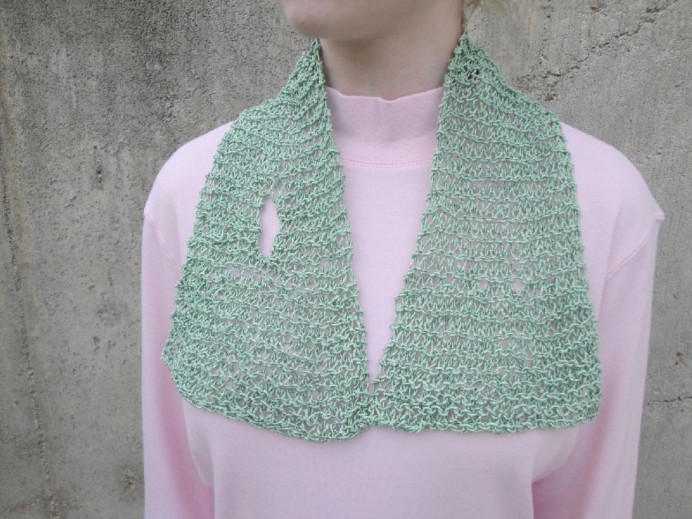Captivating Scarflette