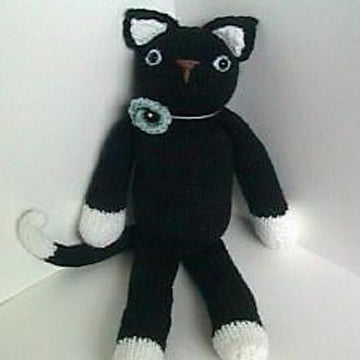 Cat Knit Amigurumi Pattern