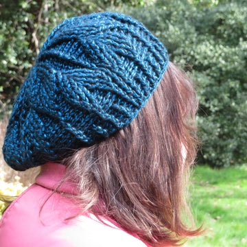 3D leaf motif beret