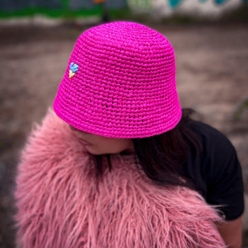 Bucket hat for winners