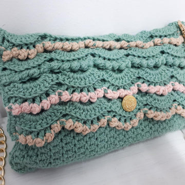 Pearls of the Sea Clutch