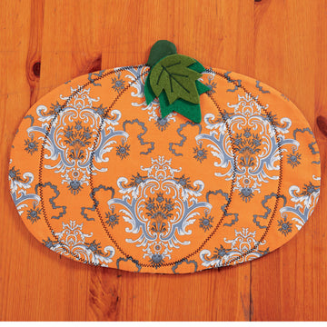 McCall's Pumpkin Placemats/Table Runner Witch Hat/Legs and Wreaths M7490 - Paper Pattern One Size