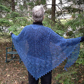 Heads will roll shawl