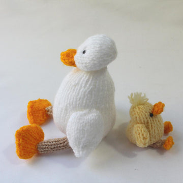 Mummy Duck and Ducklings with Accessories