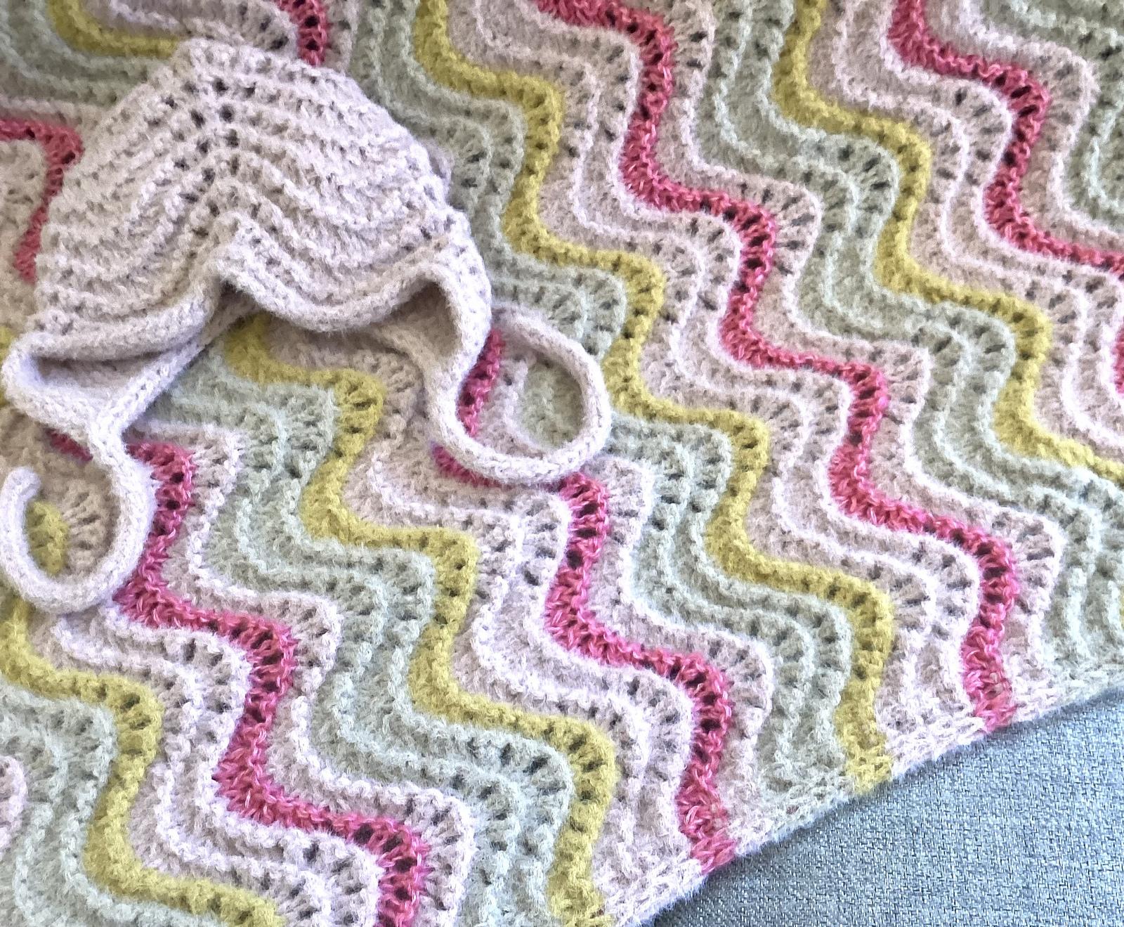 Old Shale Baby Set