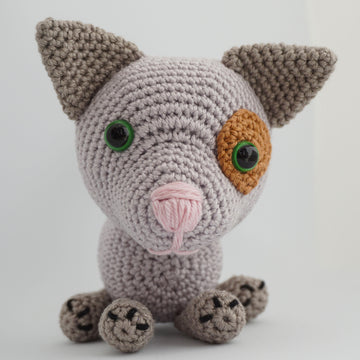 Crochet pattern for cat Joy!