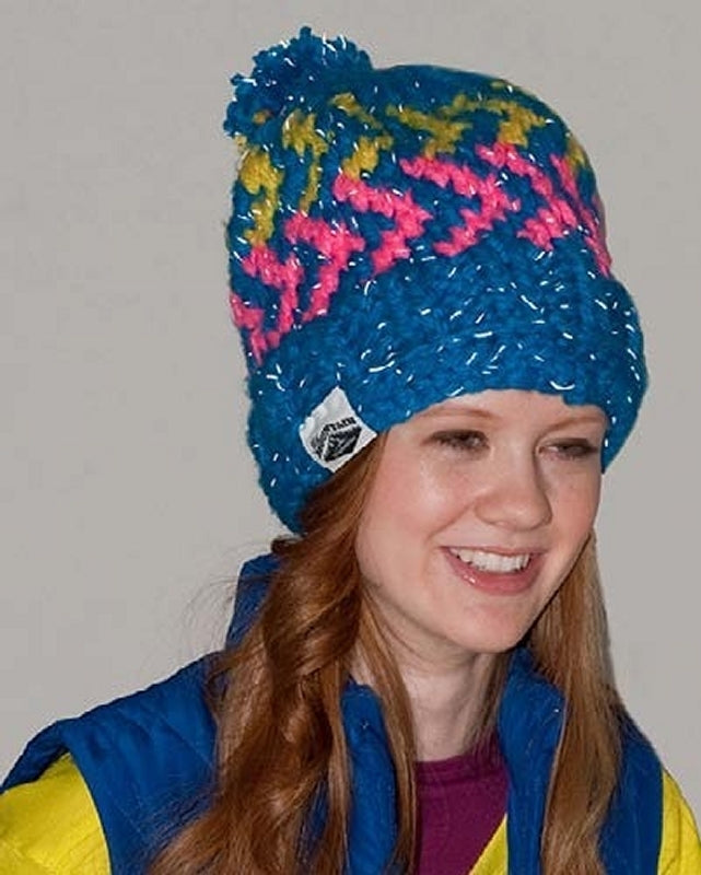 Zig Zag Hat in Schachenmayr Lumio