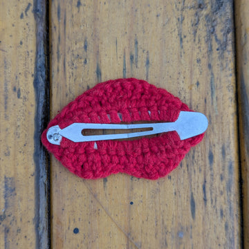 Red Lips Hair Clip English-US