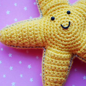 Eric the Starfish (crochet pattern)