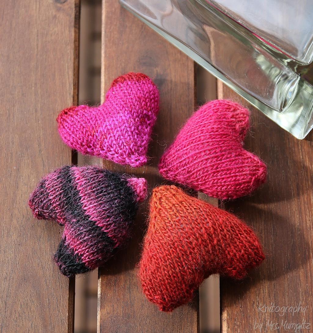 Knit hearts to be my Valentine