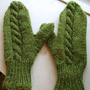 Easy Cable Mittens