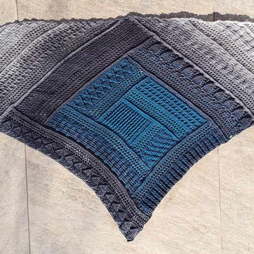 Triangular Scarf "Melia"