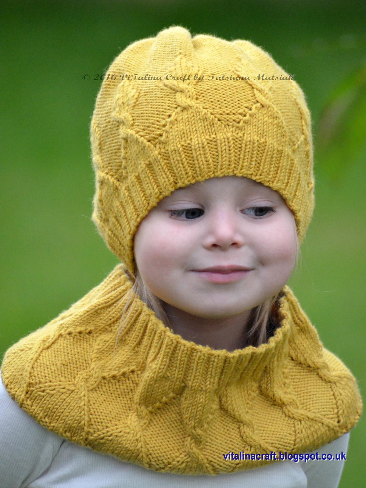 My Crown Beanie and Cowl Set