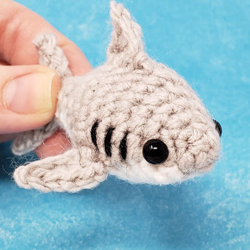 Sam the Shark Amigurumi