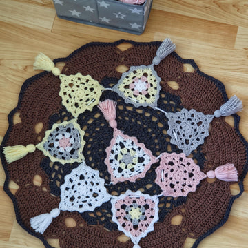 Maia crochet bunting
