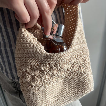 Shell Crochet Shoulder bag