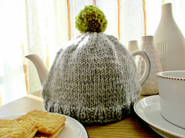 Pom Pom Tea Cosy