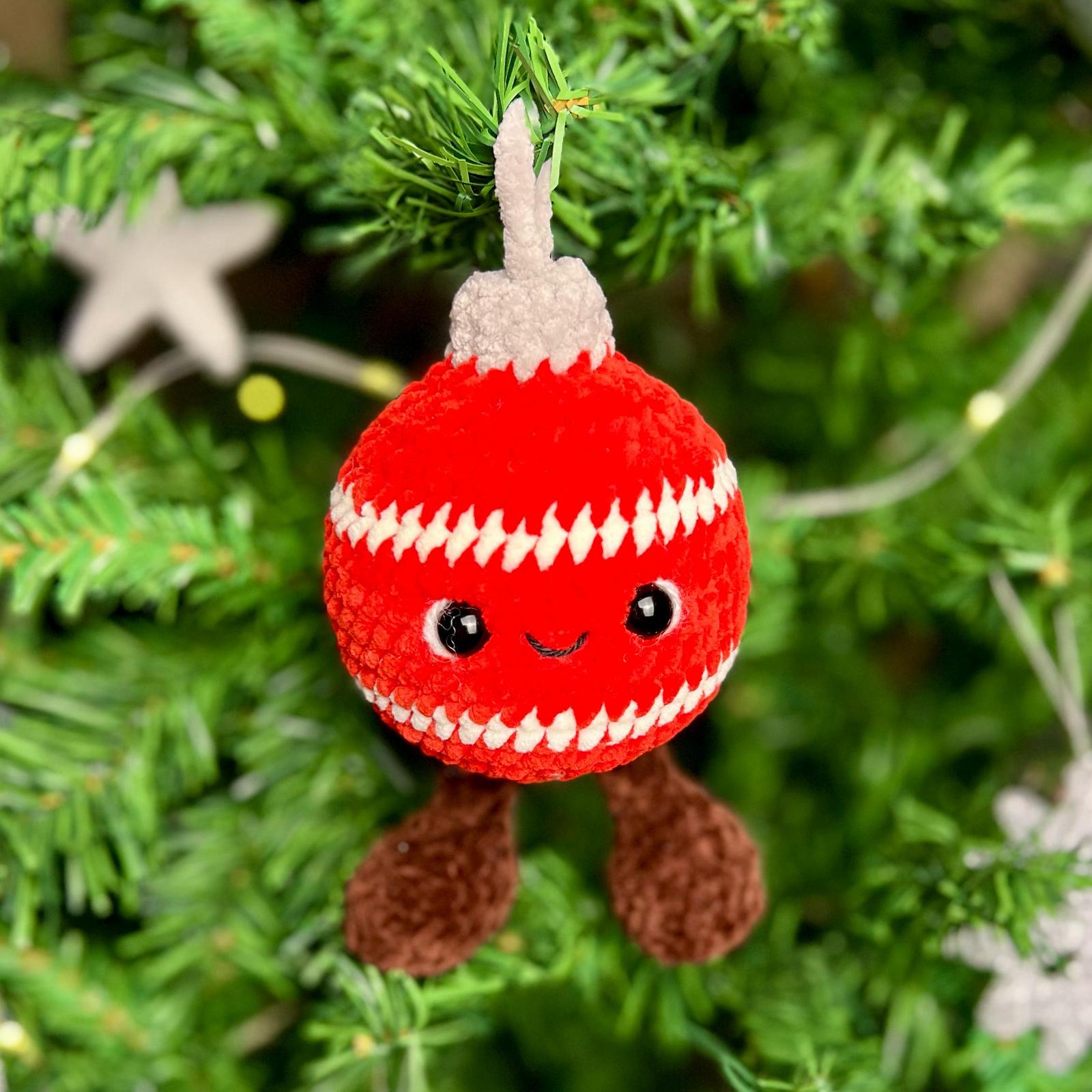 Christmas bauble and wreath