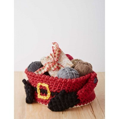 Santa's Gift Basket in Bernat Mega Bulky
