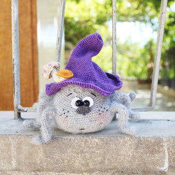 Crochet spider