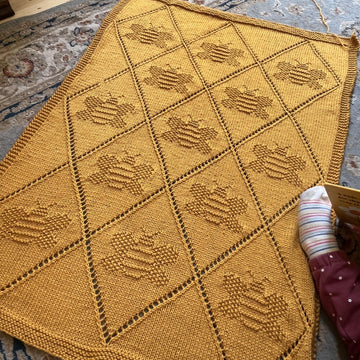 Diamond Bee Blanket