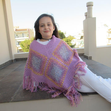 Poncho granny square