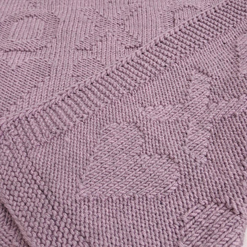 Hearts and hugs blanket