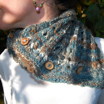Polymath - a scarf, cowl, wrap and hood in one