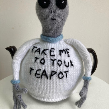 EARL Grey Alien Teacosy