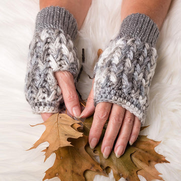 Angel Feathers Fingerless Gloves