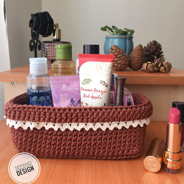 Macrame rectangular basket