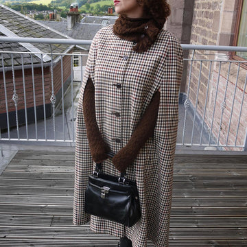 Euphoric Amphorae, Opera Gloves & Cowl
