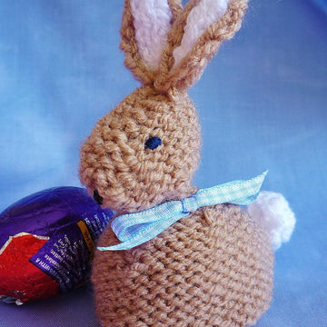 Babs & Bobby EASTER BUNNY Creme egg cover cosy