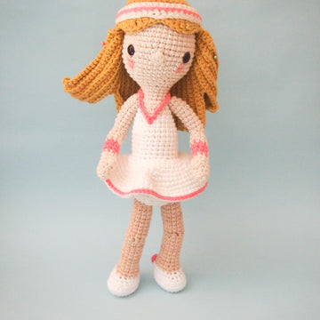 CHRIS THE TENNIS PLAYER - CROCHET AMIGURUMI PATTERN