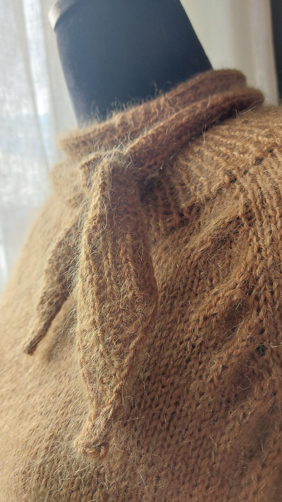 Isla Scarf