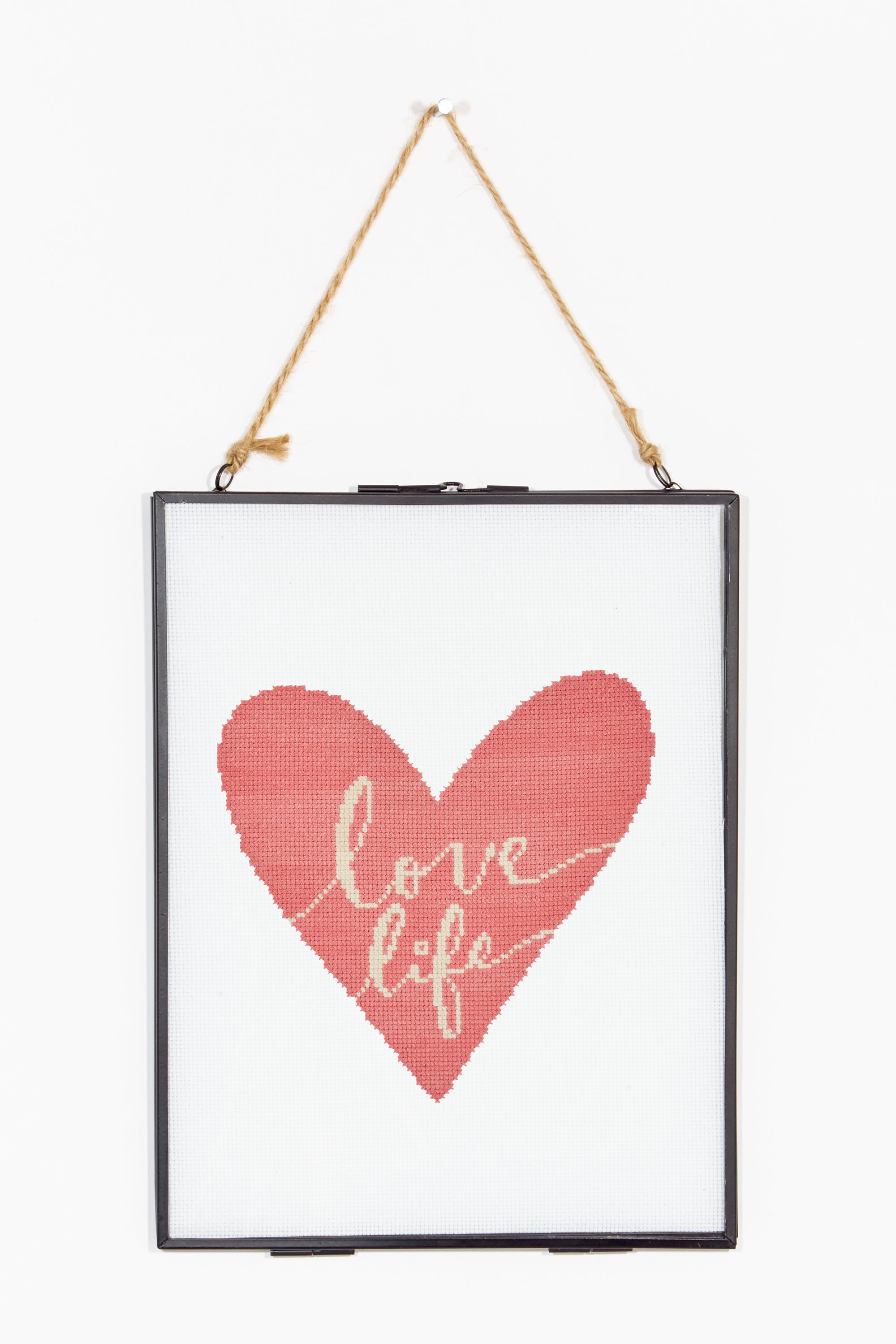 Love Life in DMC - PAT0405 - Downloadable PDF