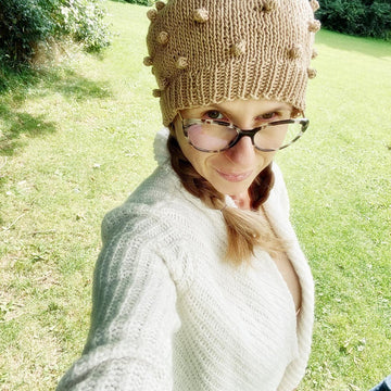 BUBBLY LOVE BEANIE