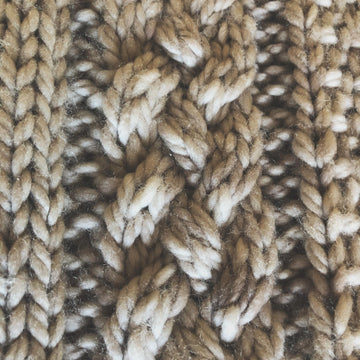 Cosy Cables Blanket