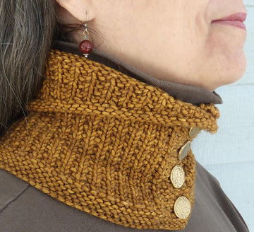 Chesterfield Neckwarmer