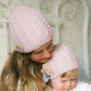 Rose cable hat
