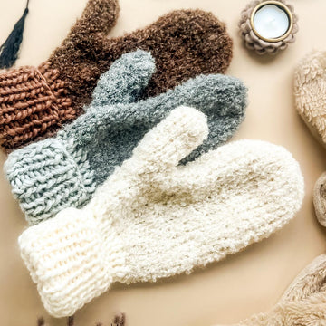 KOSE mittens